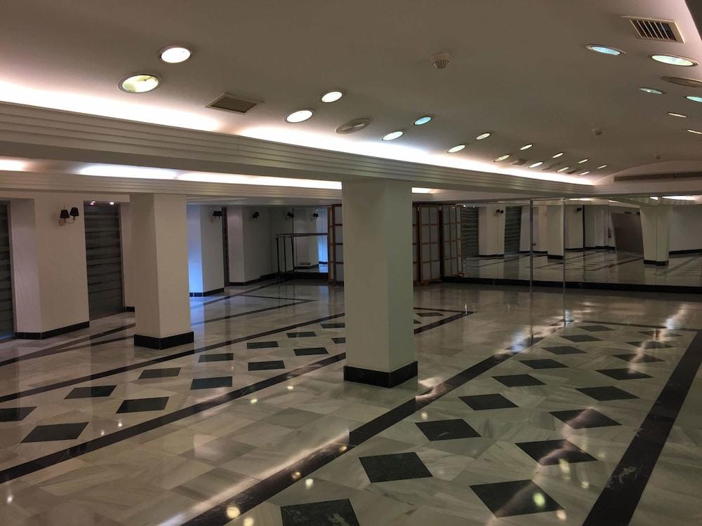 Ohtels Gran Hotel Almeria Exterior foto