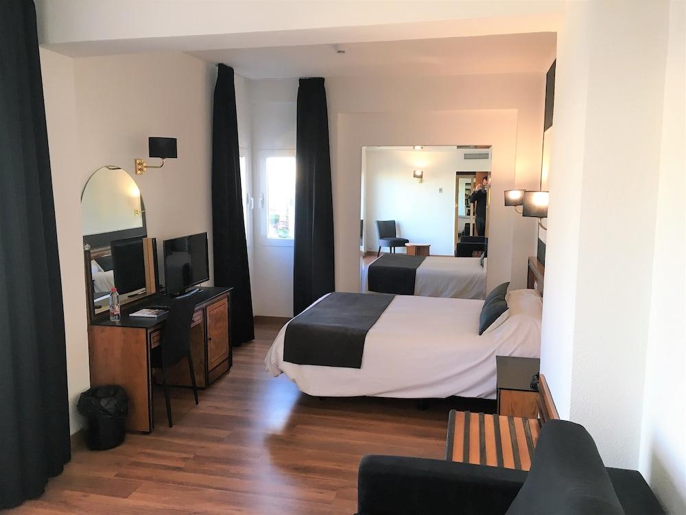 Ohtels Gran Hotel Almeria Exterior foto