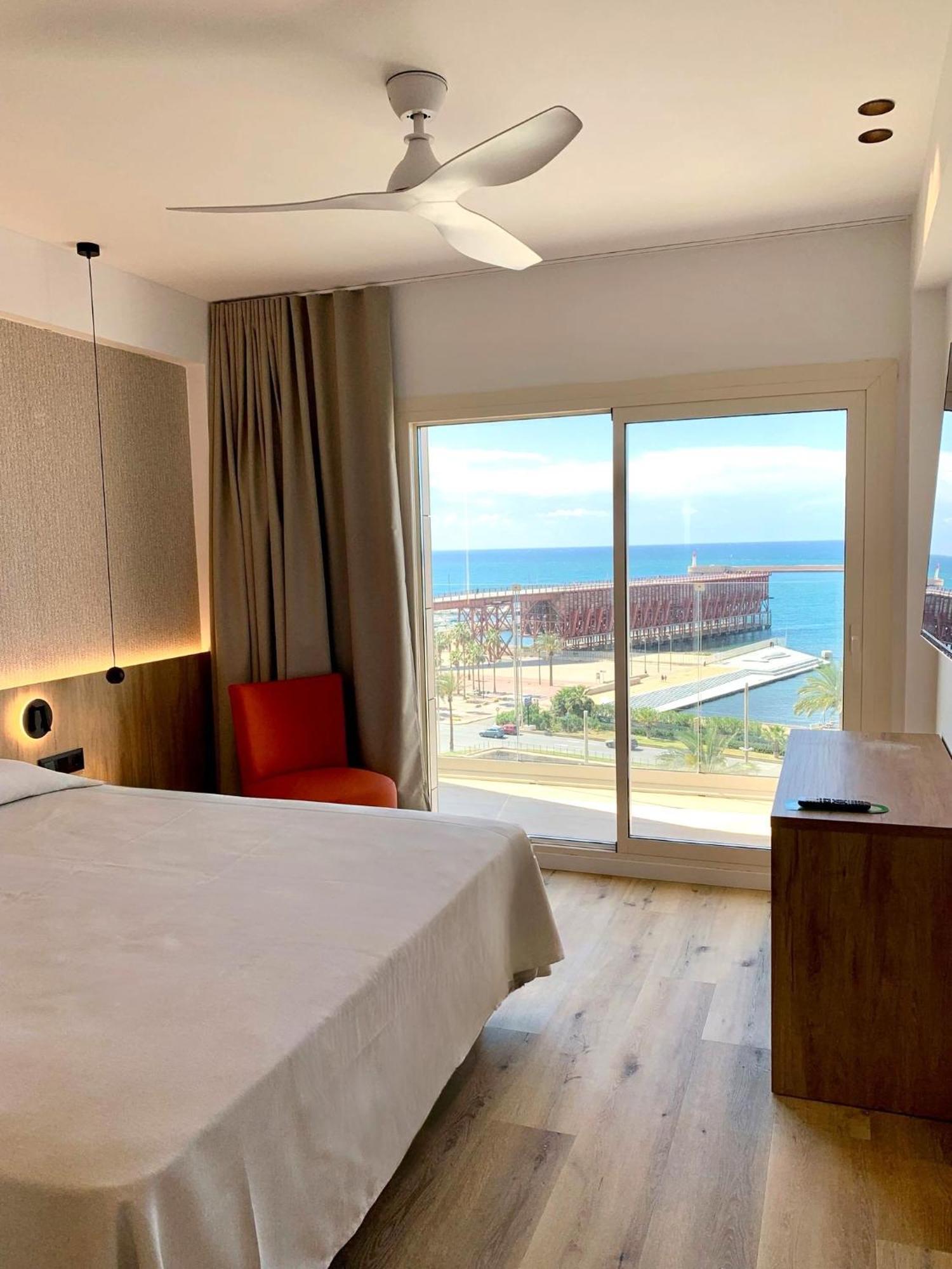 Ohtels Gran Hotel Almeria Exterior foto