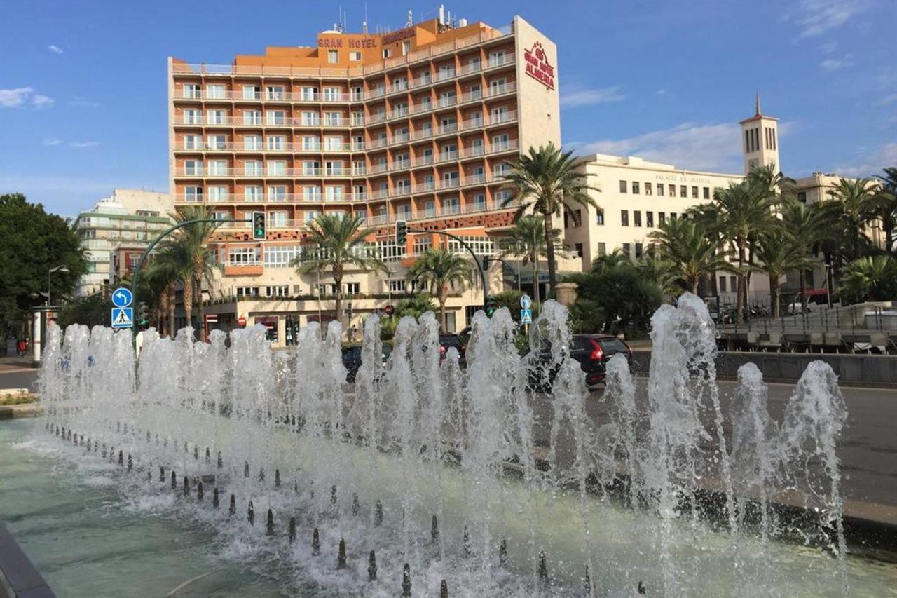 Ohtels Gran Hotel Almeria Exterior foto